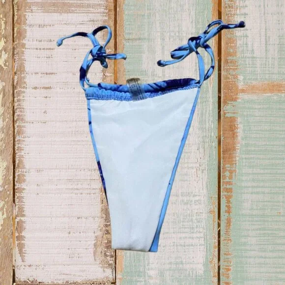 Blue Tie-Dye Triangle Bikini Set Size Small – Adjustable & Beach Ready - Picture 9 of 13